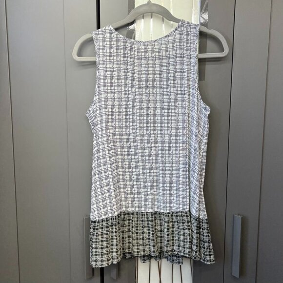 Antilia Femme  Black and White  Grid Pattern  with Bell Accent  Tank  Blouse  Si - Picture 3 of 11